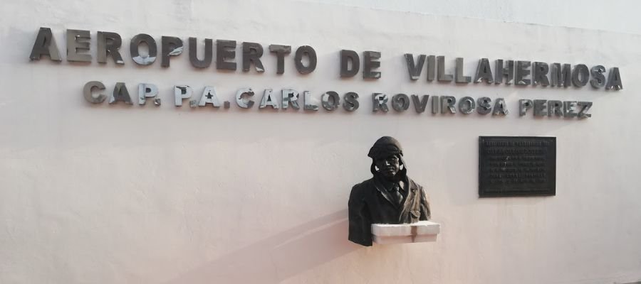 Carlos Rovirosa Pérez International Airport