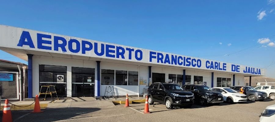 Francisco Carle Airport