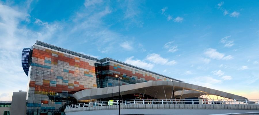 Zvartnots International Airport